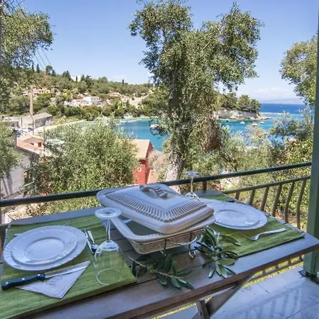 Eftihia Longos (Paxos)